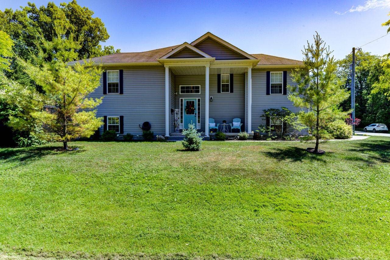 Wasaga Beach, ON L9Z 1W9,5 55TH ST S
