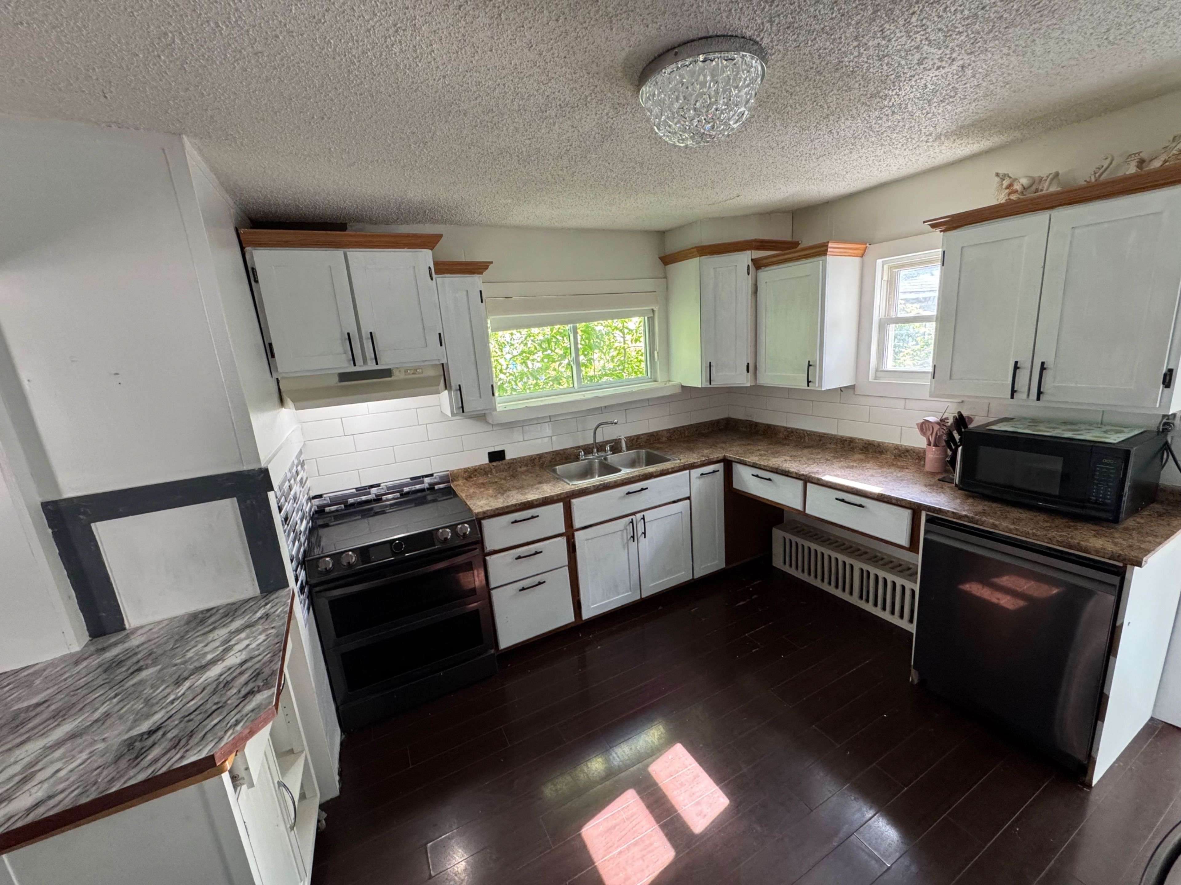 Timmins, ON P4N 6B1,293 Elm ST N