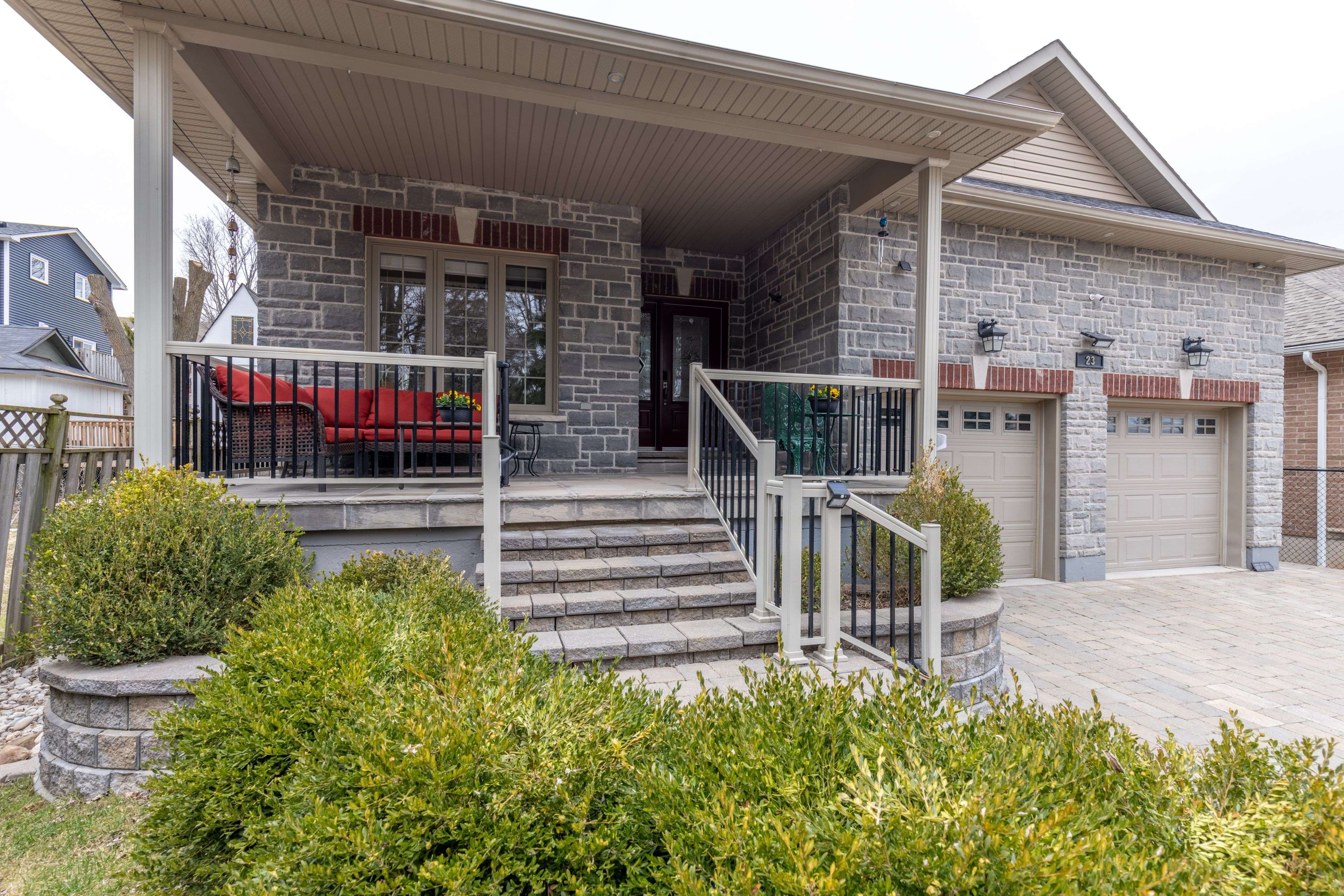 Halton Hills, ON L7G 2R8,23 Kennedy ST