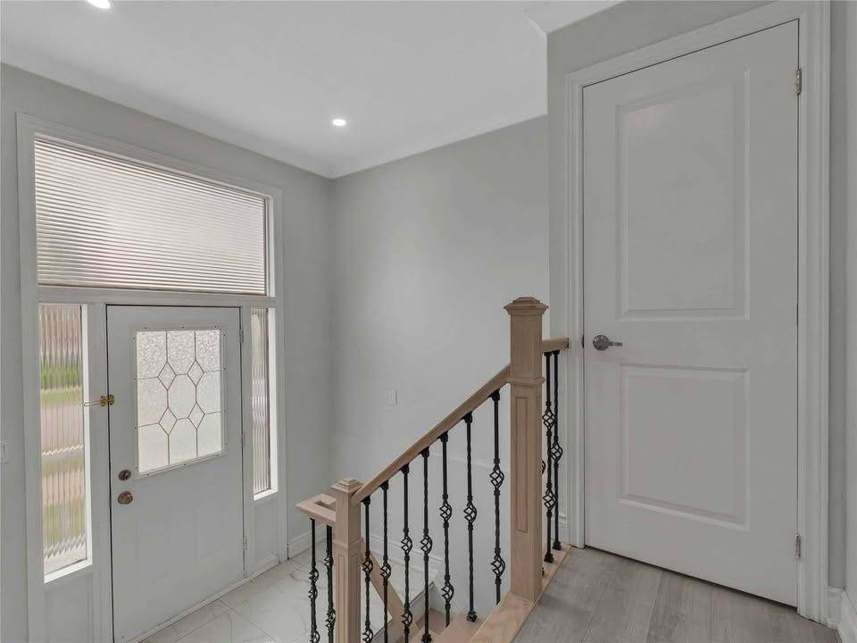 Brampton, ON L6V 3K2,6 Major Oaks DR