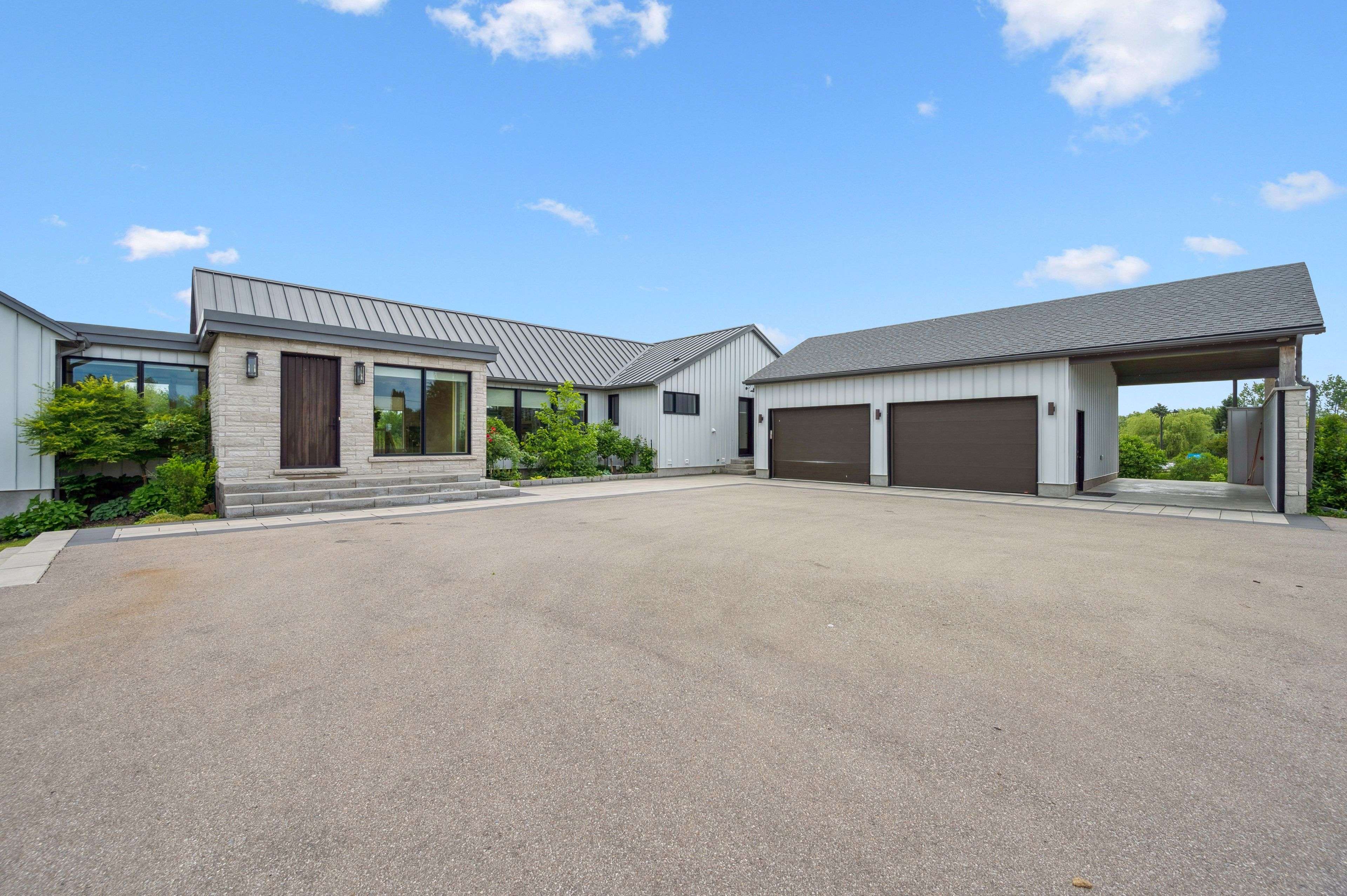 1270 15th Side Road, Milton, ON L0P 1J0