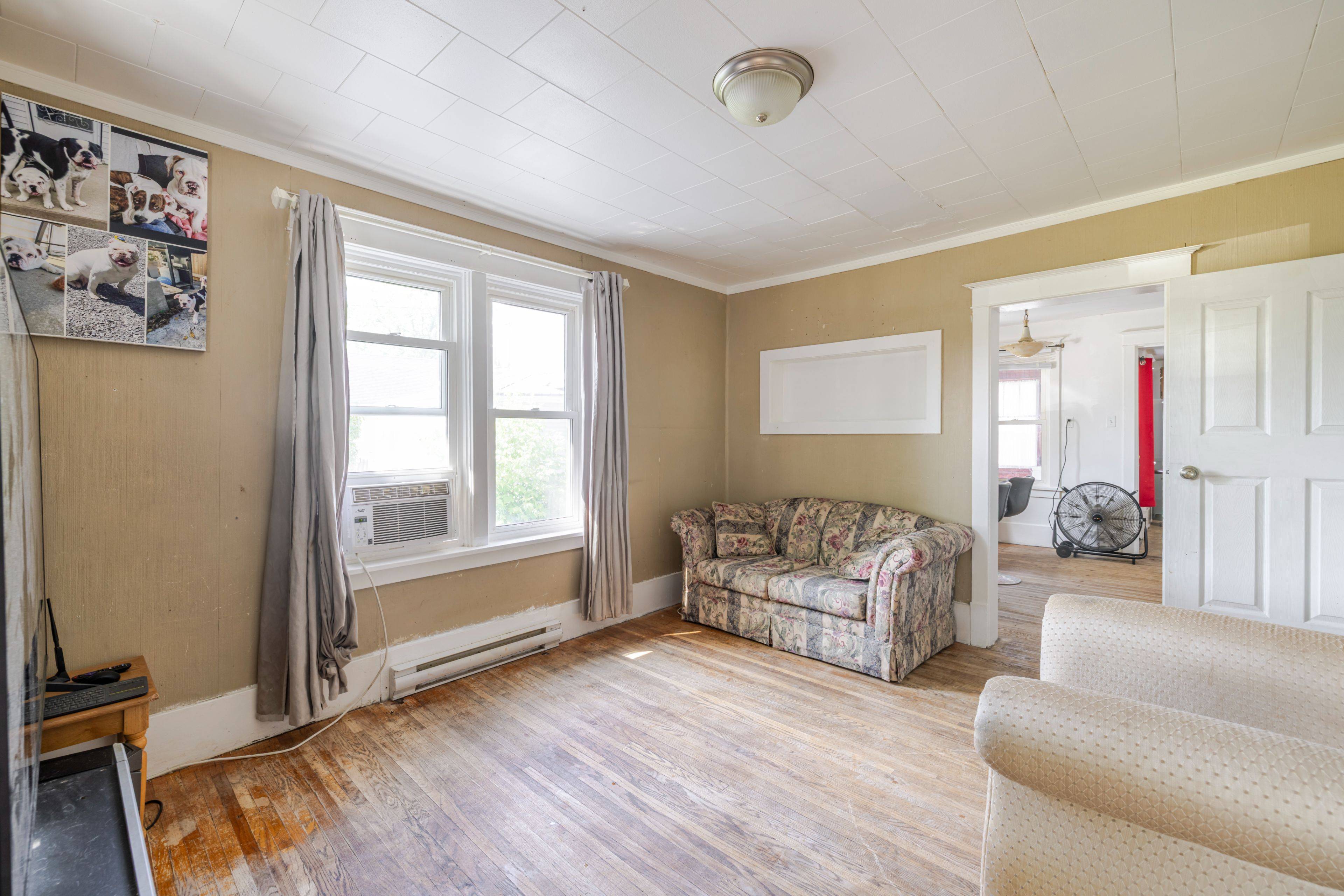Belleville, ON K8P 2T7,46 Prince Of Wales DR