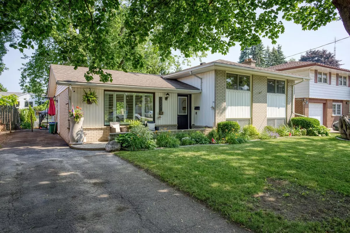 Kitchener, ON N2A 1V6,302 Ross AVE