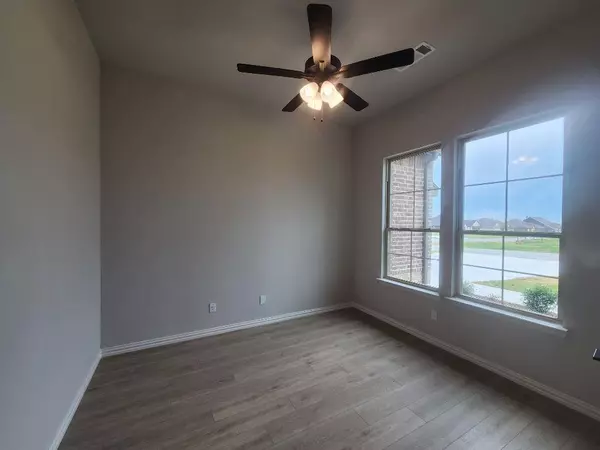 New Fairview, TX 76078,104 Moss Glen Lane