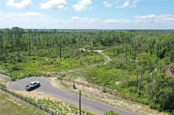 Sebring, FL 33870,725 Moon Ranch Rd