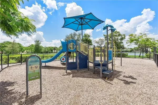 Coral Springs, FL 33065,4276 NW 89th Ave #102
