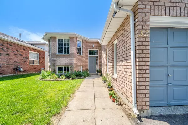 Springwater, ON L0L 1P0,32 Ritchie CRES