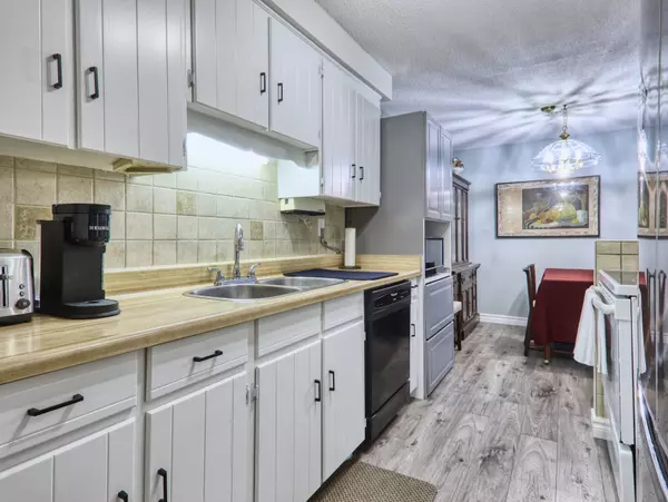 St. Catharines, ON L2P 3S5,276 OAKDALE AVE #110