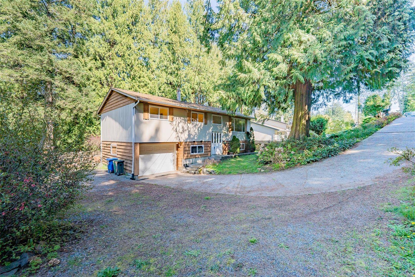 Nanaimo, BC V9T 3K4,2702 Beaver Creek Cres