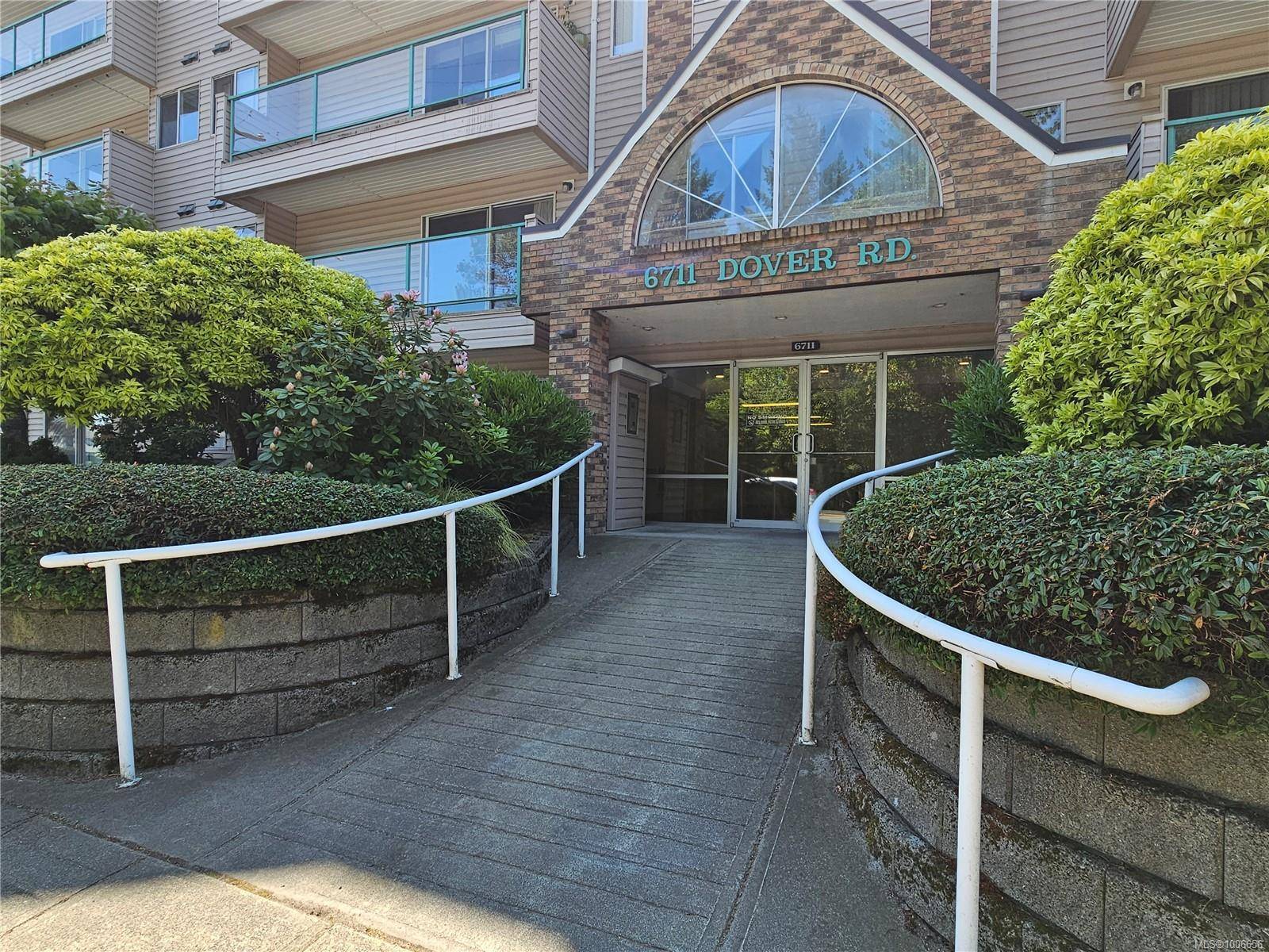 6711 Dover Rd #424, Nanaimo, BC V9V 1L9