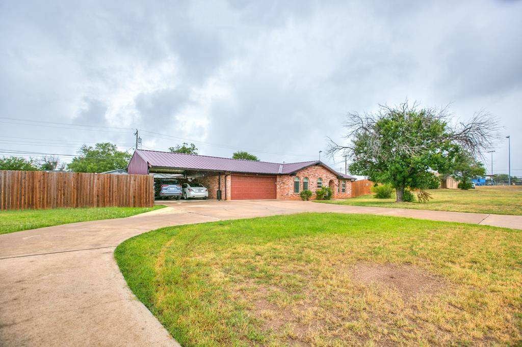 1723 Junius St, San Angelo, TX 76901