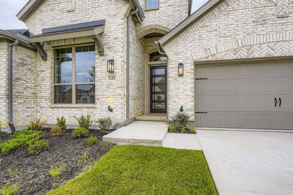 Rhome, TX 76078,141 Longhorn Bend