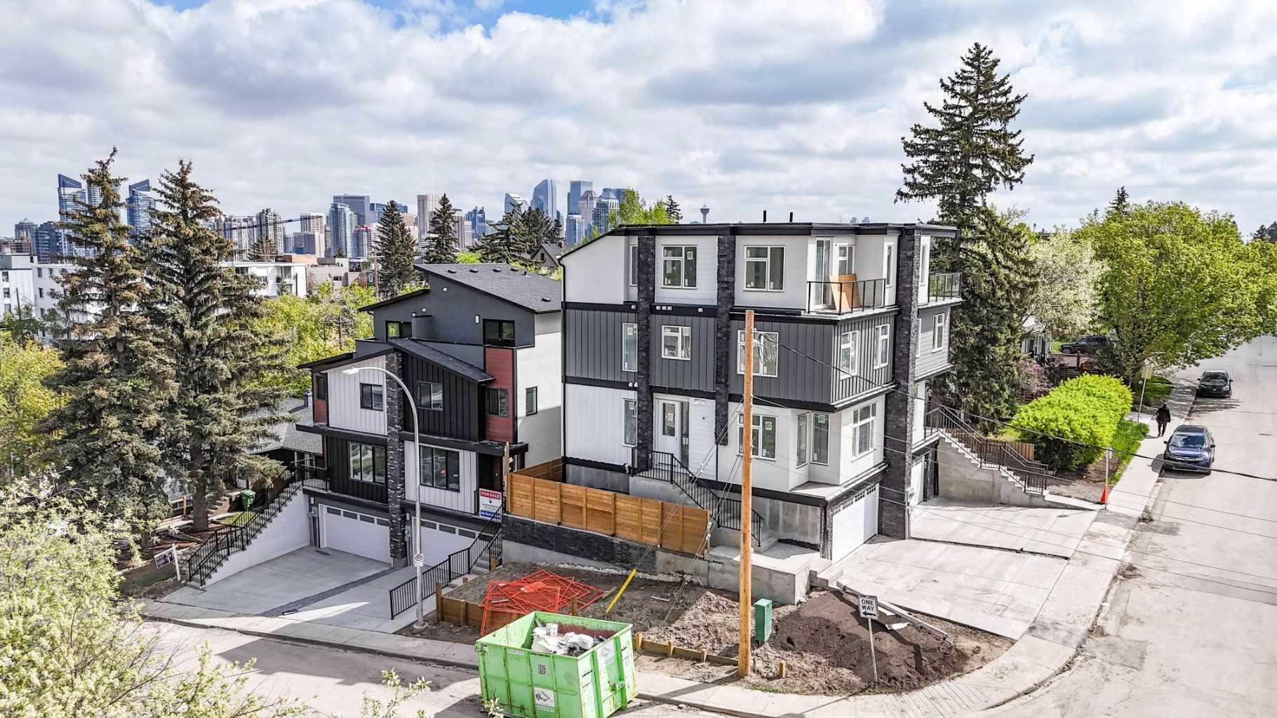 Calgary, AB T2T 4E9,2518 16 ST Southwest