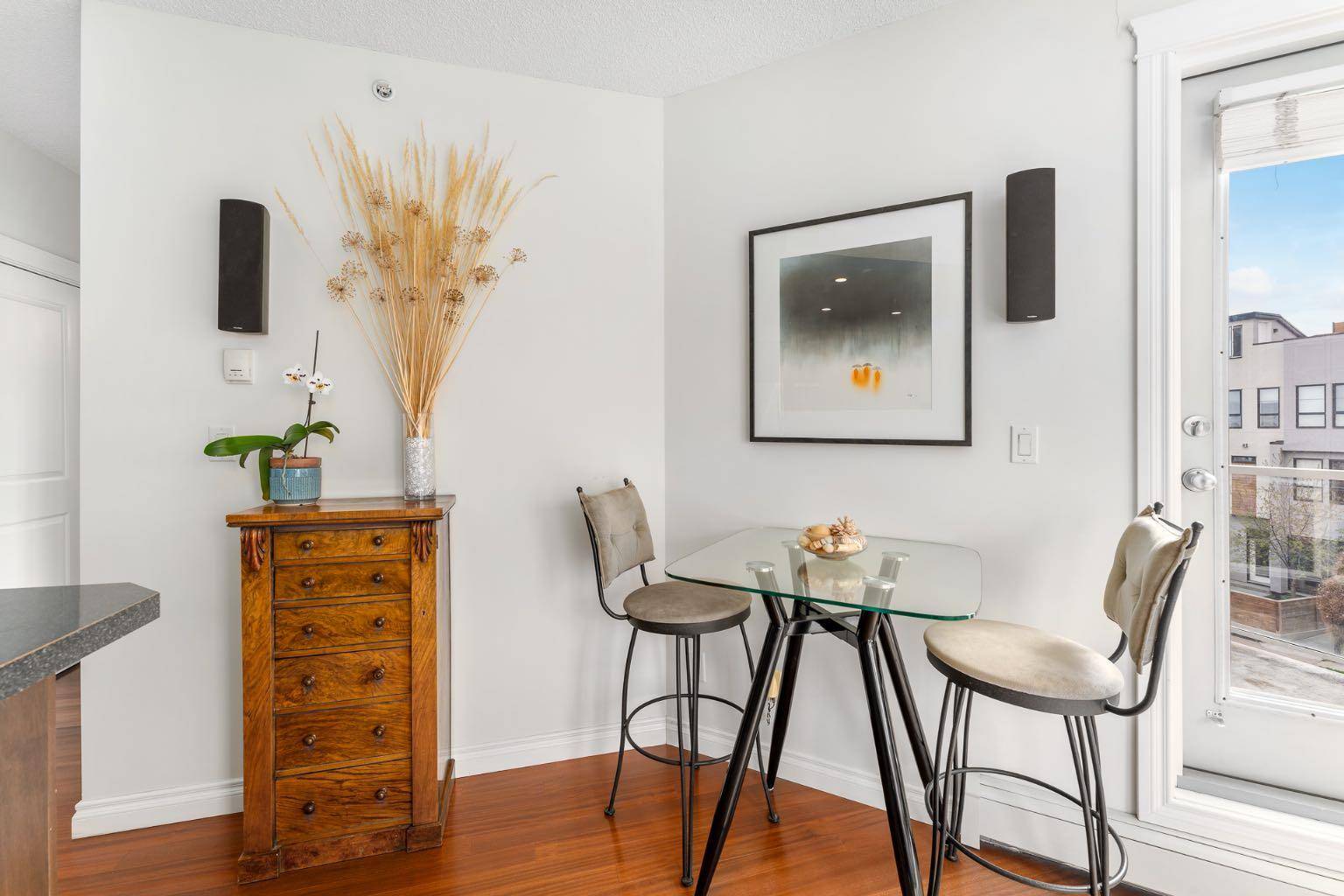 Calgary, AB T2E3W8,716 5 ST Northeast #401
