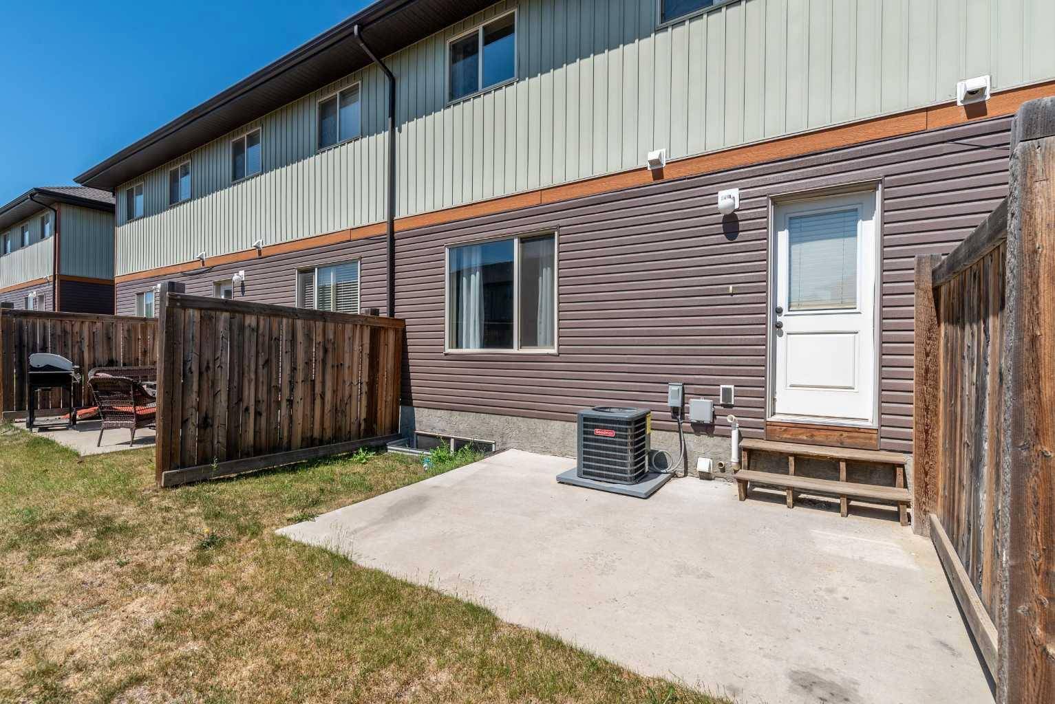 Lloydminster, SK S9V1Y2,4251 41 ST #8