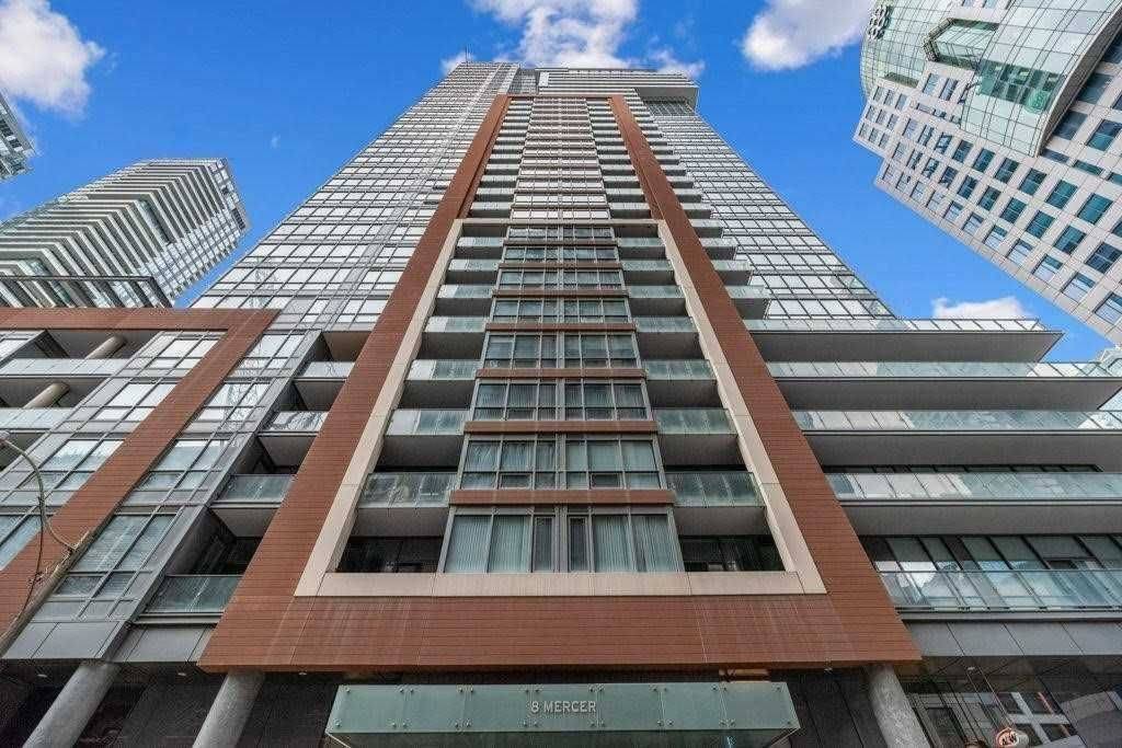 8 Mercer ST #2208, Toronto C01, ON M5V 0C4