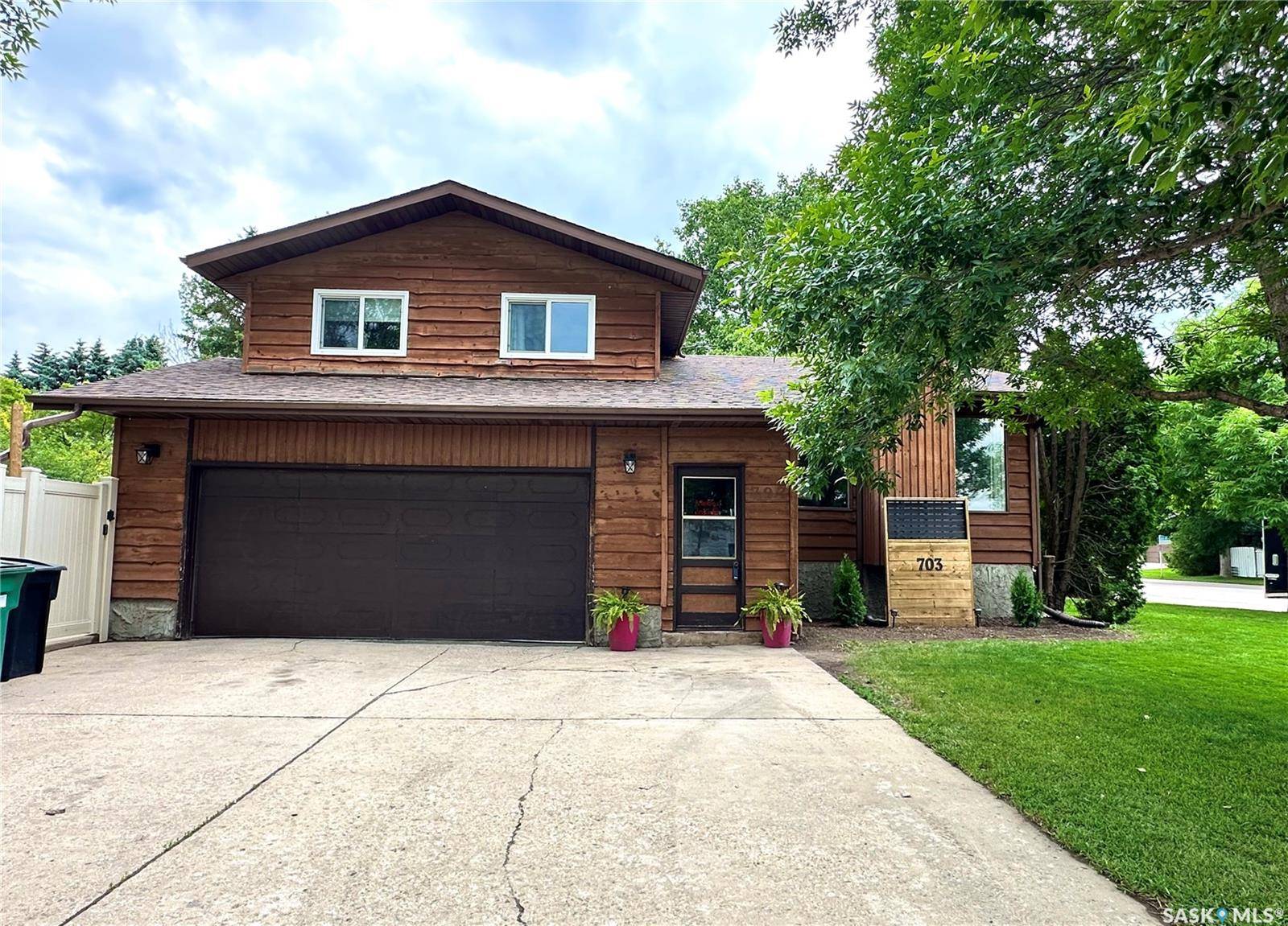 703 McCormack ROAD, Saskatoon, SK S7M 5B9