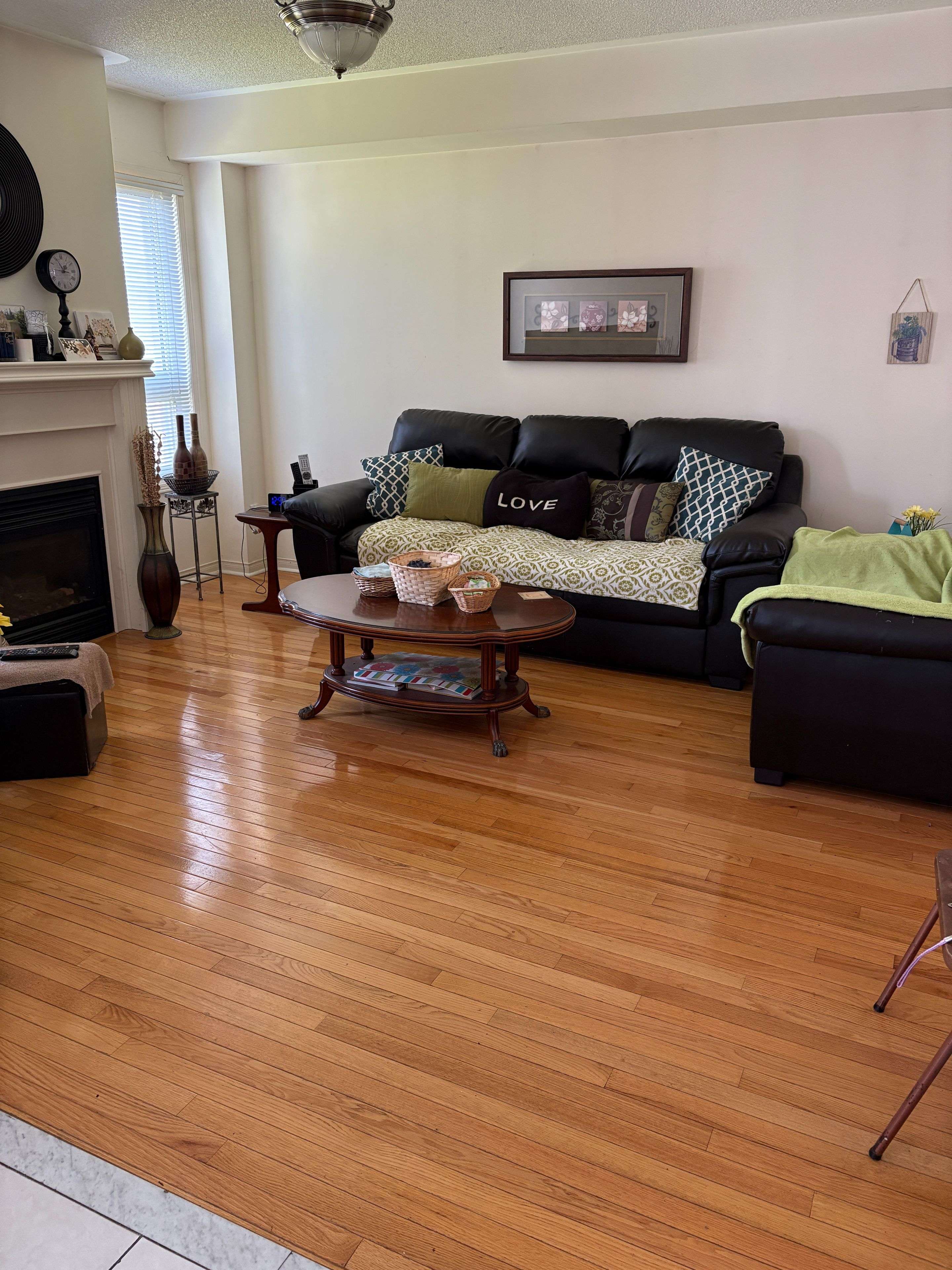 Mississauga, ON L5R 1P3,427 Huntington Ridge DR