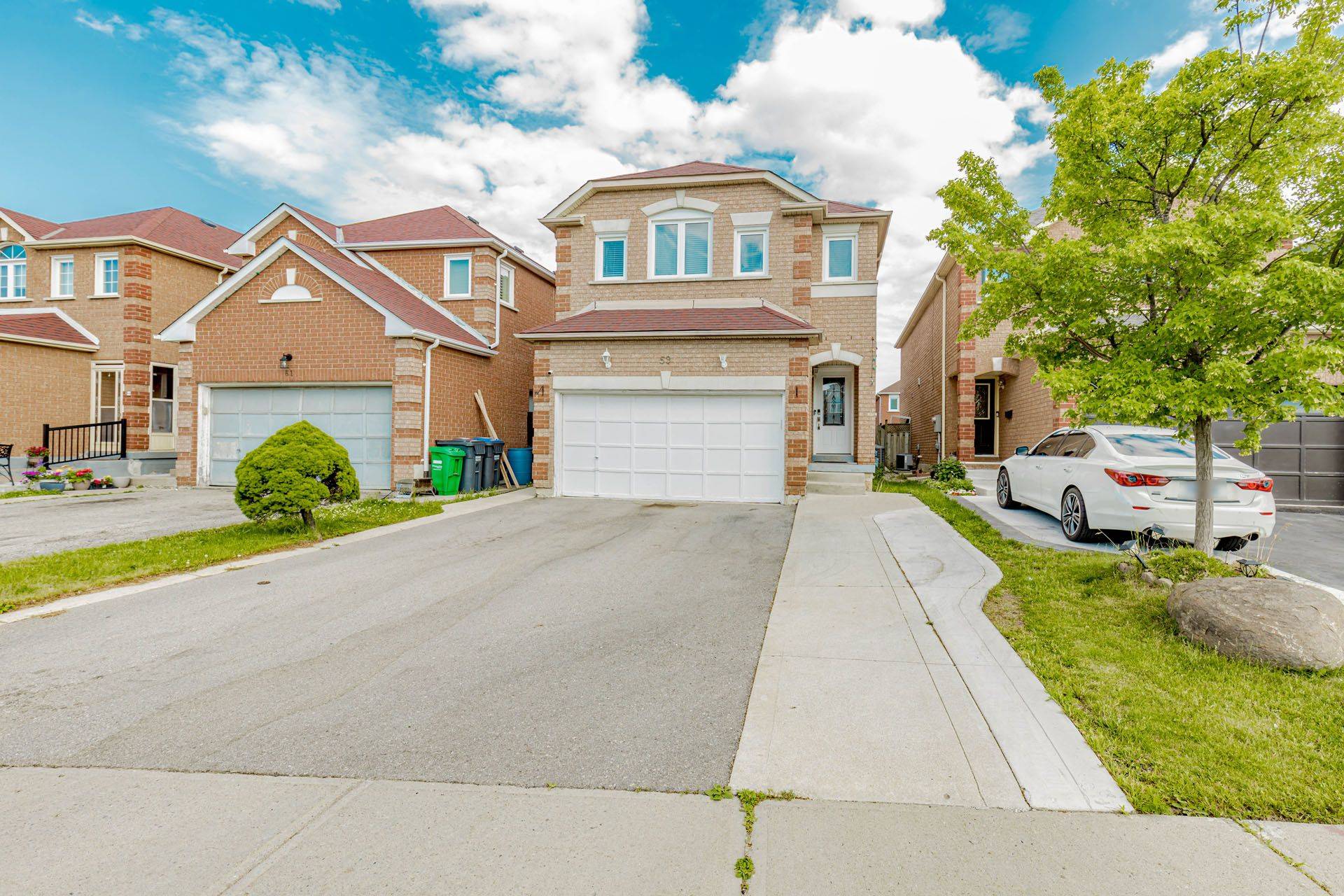 59 Arthurs CRES, Brampton, ON L6Y 4Y2