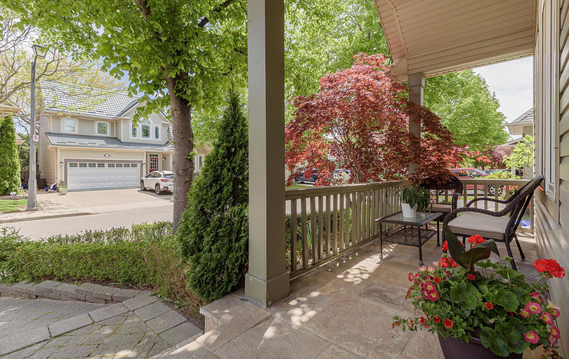 Burlington, ON L7L 6V4,5651 Roseville CT
