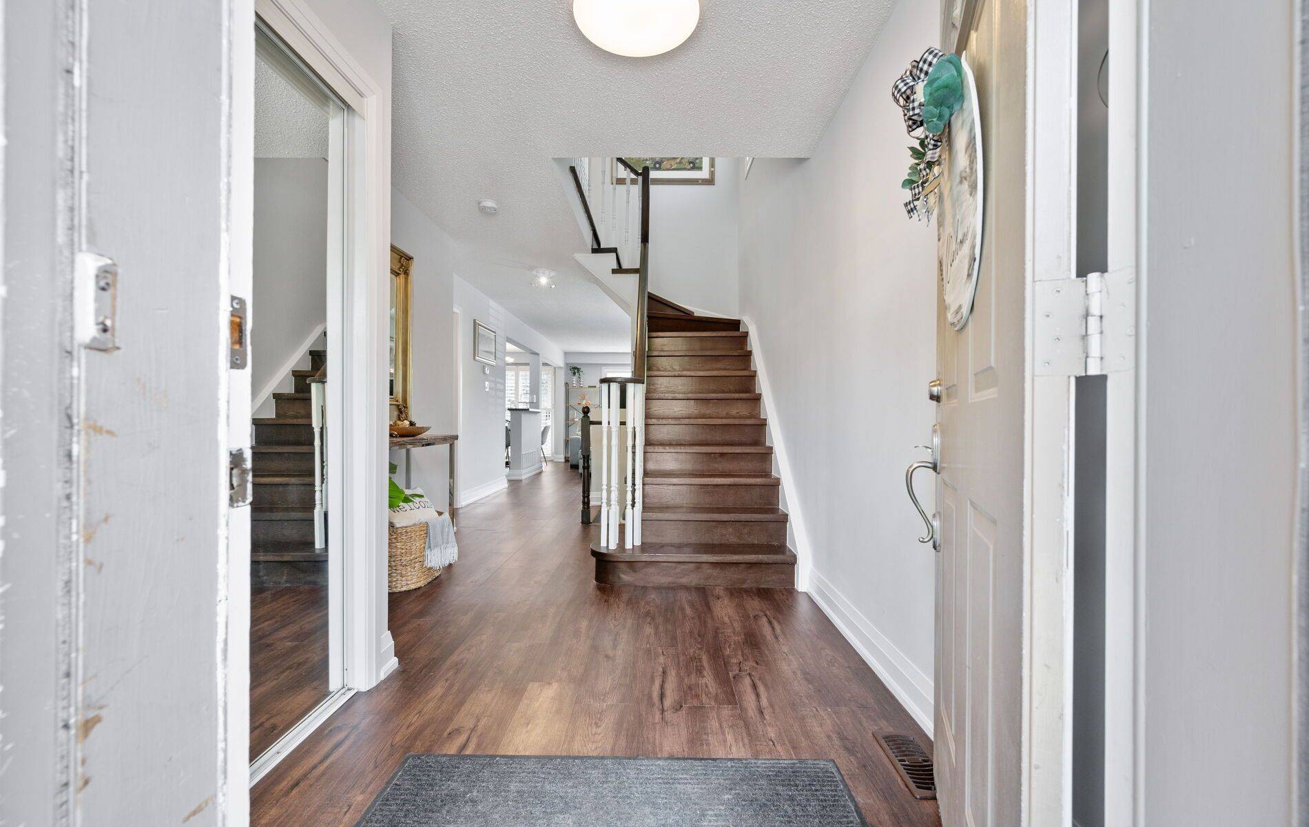 Brampton, ON L7A 1G5,200 Cresthaven RD #110