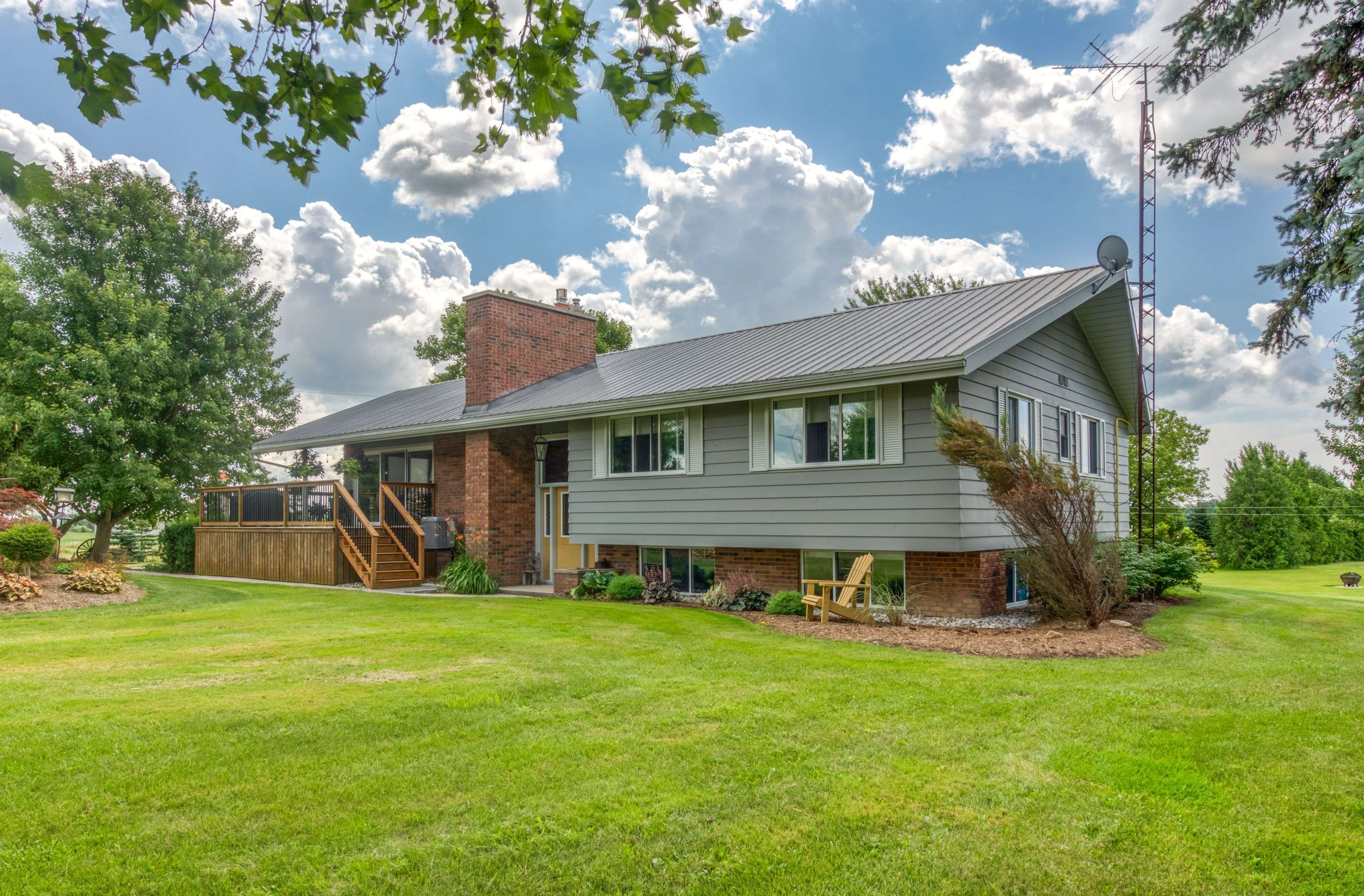 Haldimand, ON N1A 2W8,6854 Rainham RD
