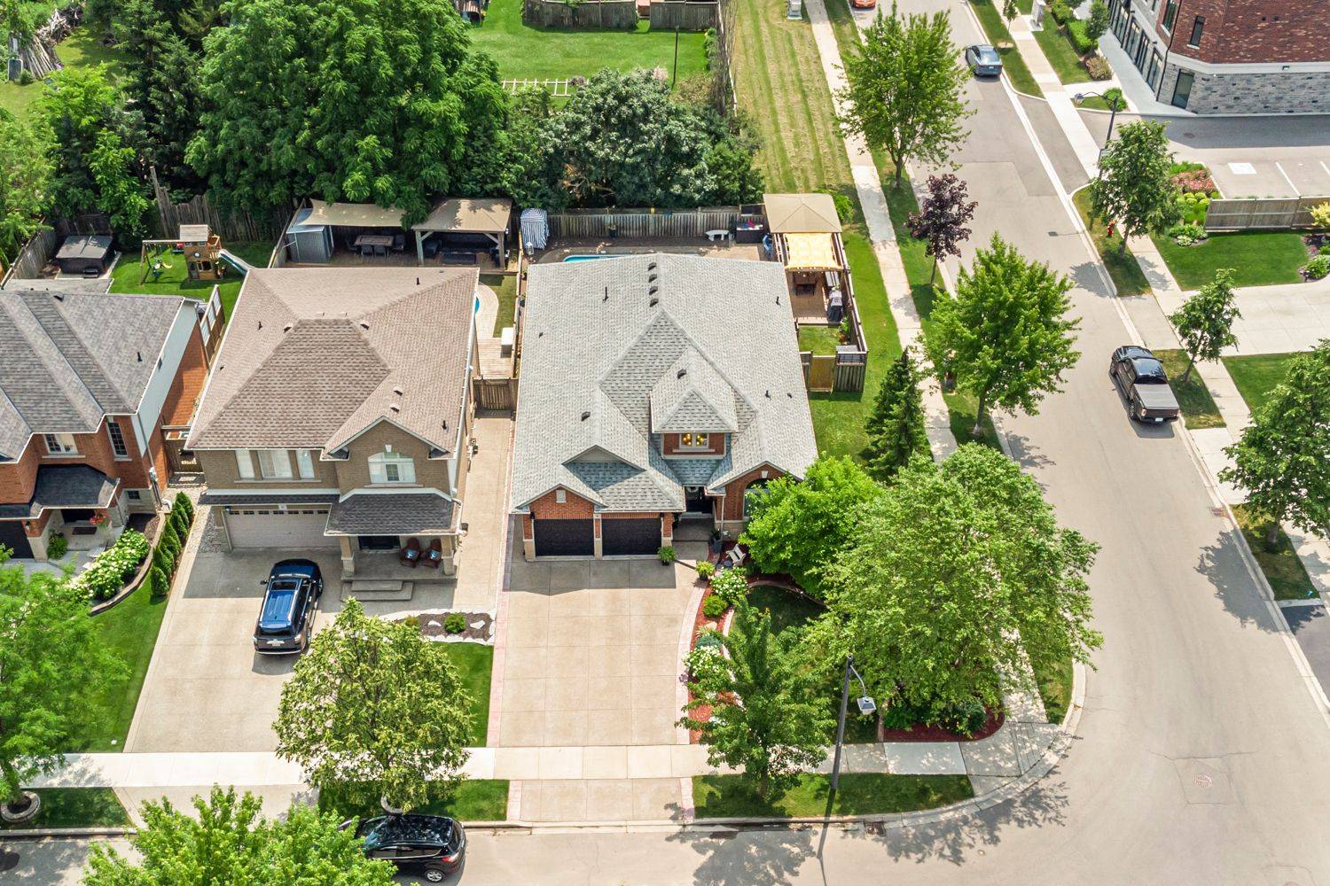 Hamilton, ON L0R 1C0,4 Wills CRES