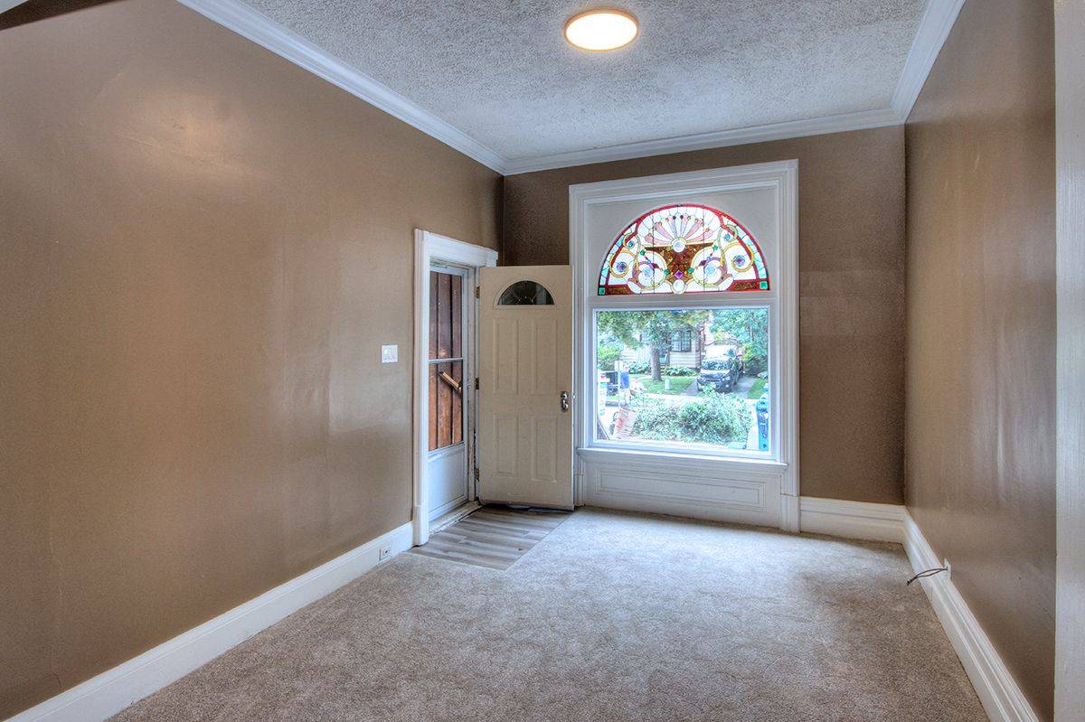 St. Thomas, ON N5R 2L9,89 Gladstone AVE
