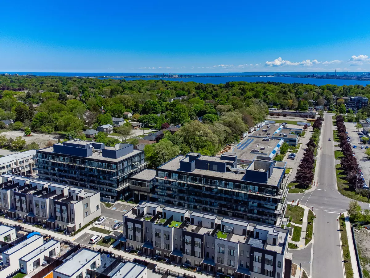 Burlington, ON L7T 0C6,1117 Cooke BLVD #A108