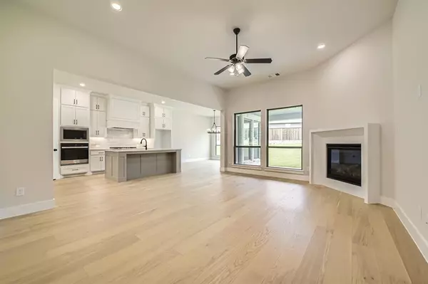 Rhome, TX 76078,141 Longhorn Bend