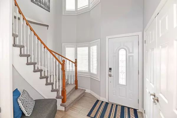 Pickering, ON L1V 4T4,640 Chiron CRES