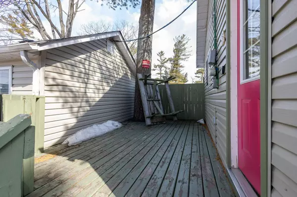 Wasaga Beach, ON L9Z 2L1,5 River RD E