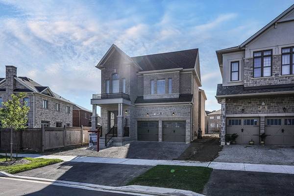 32 Dotchson AVE, Caledon, ON L7C 4G6