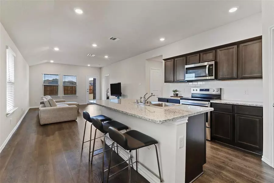 1628 Seadrift Drive, Forney, TX 75126