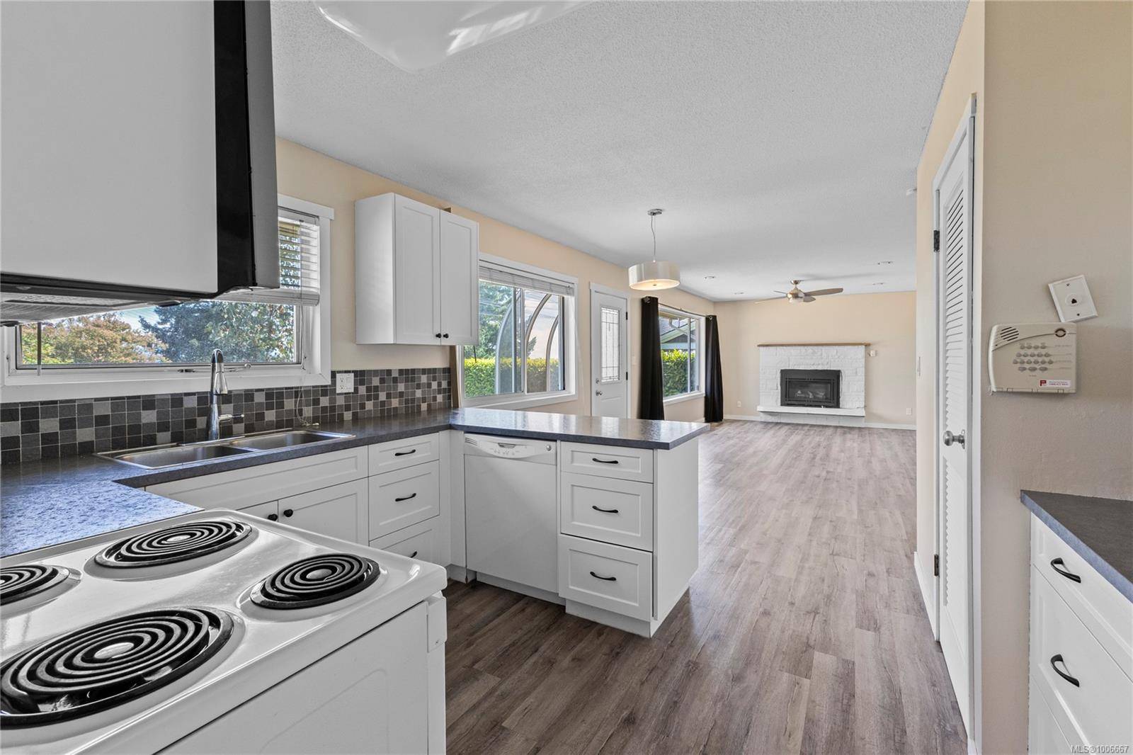 Campbell River, BC V9W 2A6,736 Nancy Greene Dr