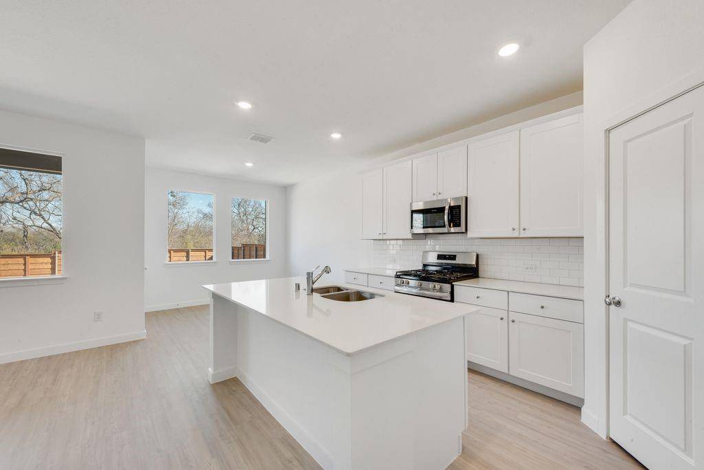Azle, TX 76020,224 Chestnut Drive