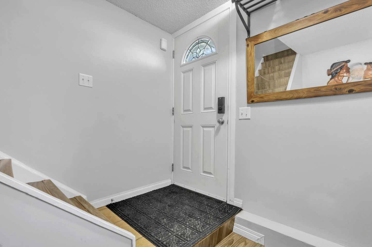 Calgary, AB T3E 3H4,3809 45 ST Southwest #137
