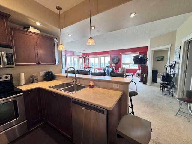 Lloydminster, AB T9V2H9,4102 69 AVE #326