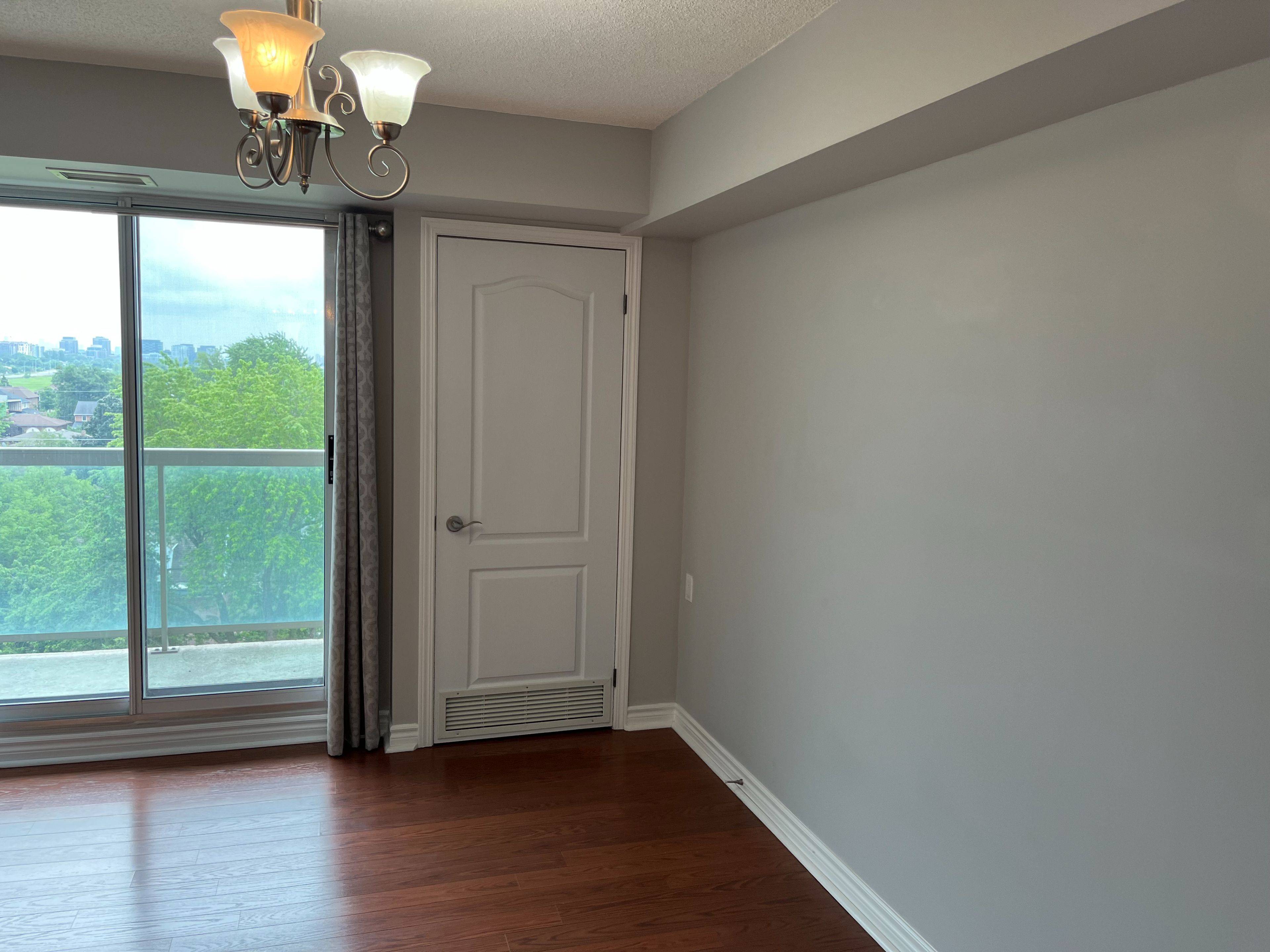 Toronto C06, ON M3H 2T7,935 Sheppard AVE W #603