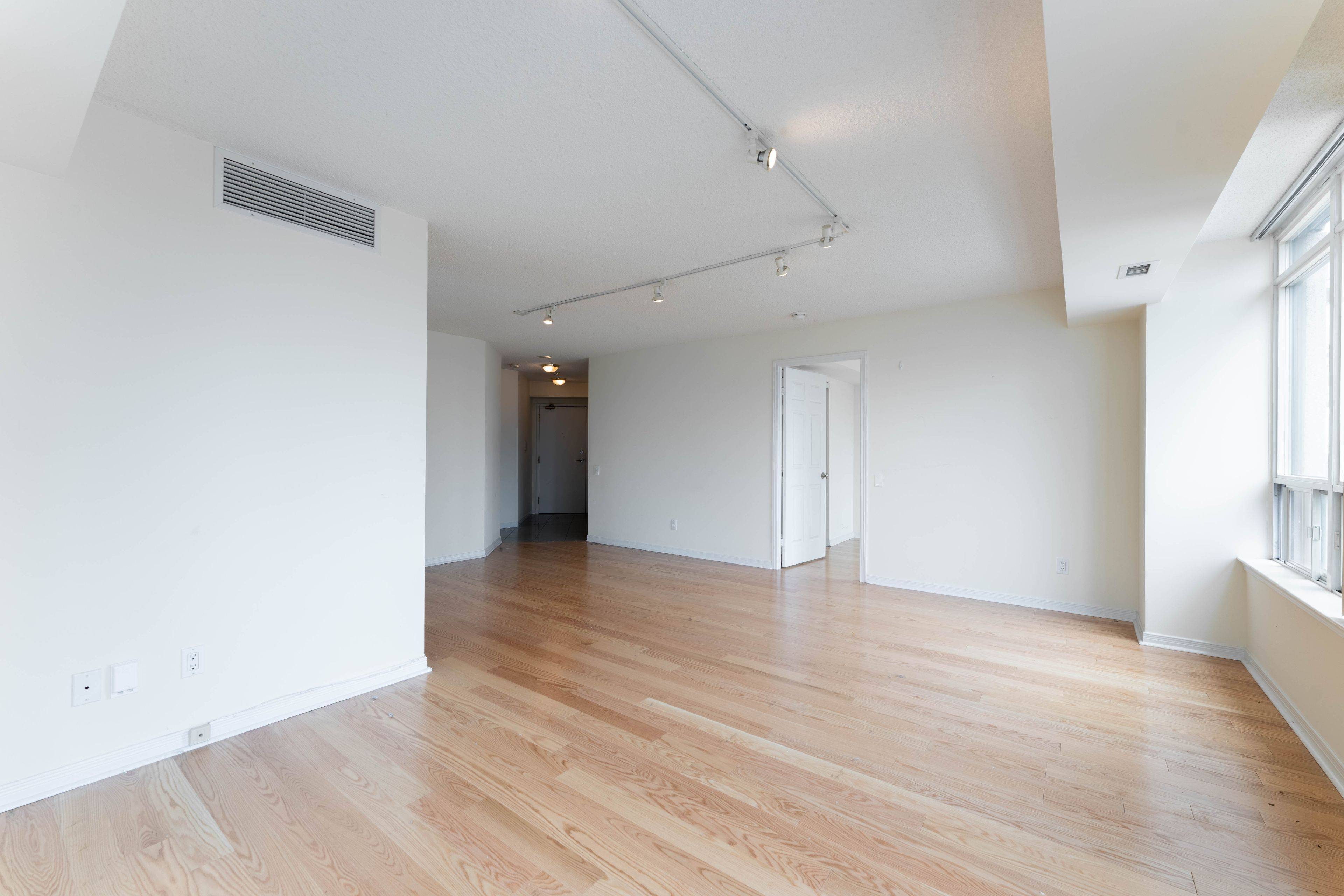 Toronto C14, ON M2N 6Y7,33 Empress AVE #2210