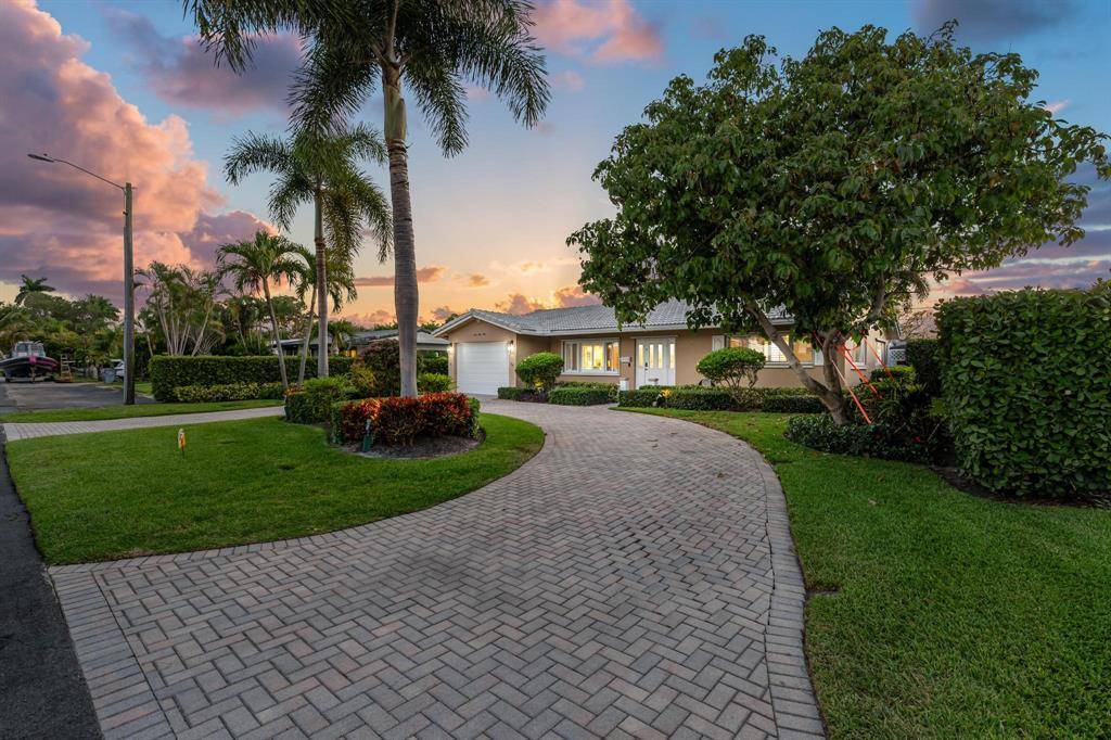 949 NE 24th Ave, Pompano Beach, FL 33062