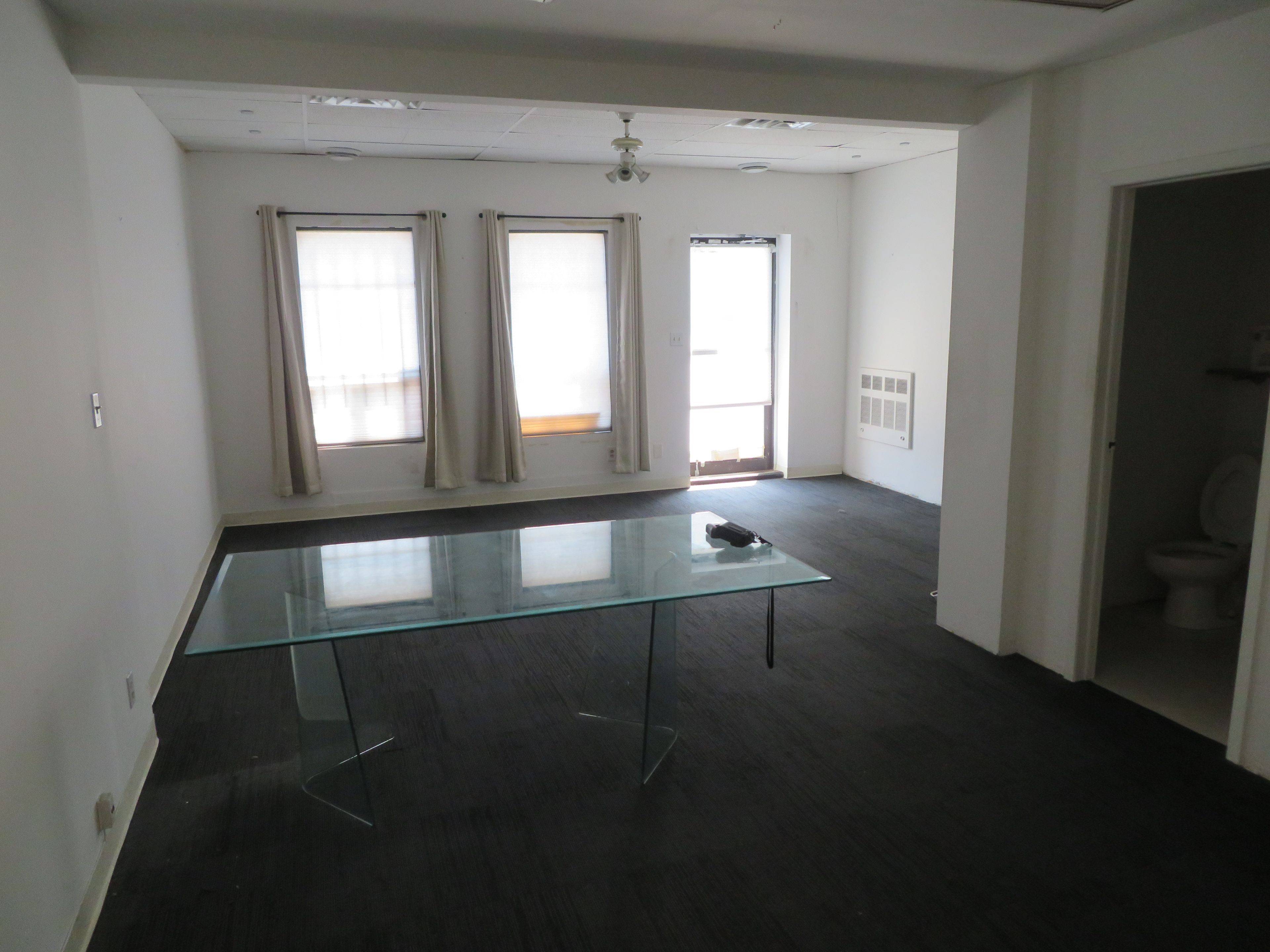 Toronto W05, ON M9M 2M8,150 Rivalda RD #8