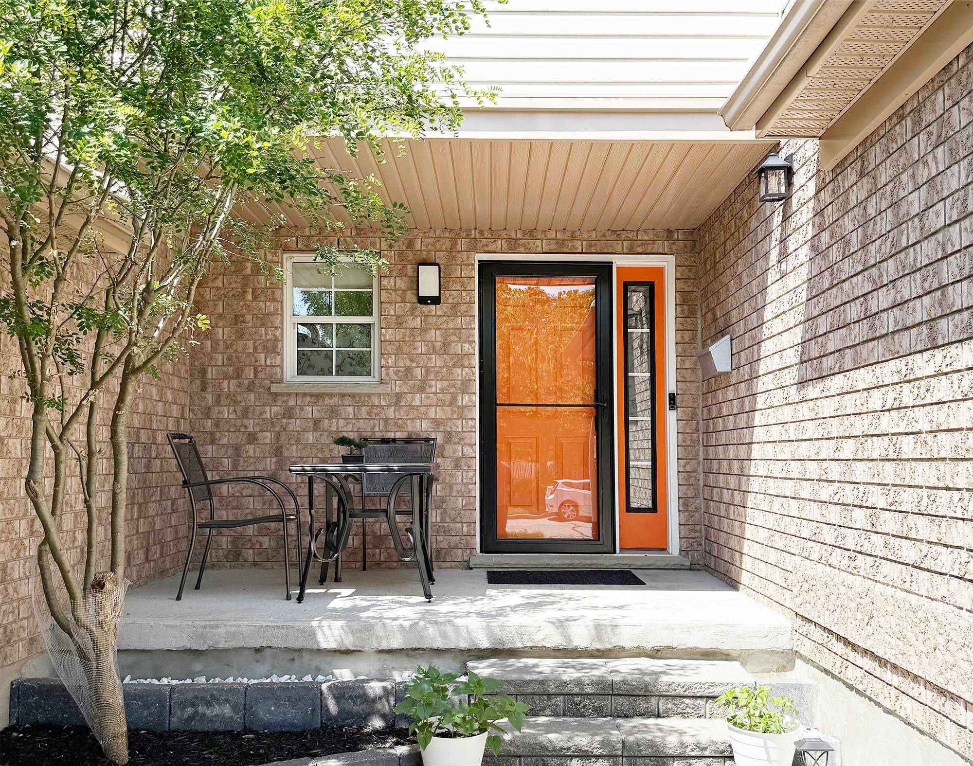 Guelph, ON N1E 7H2,11 Kearney ST