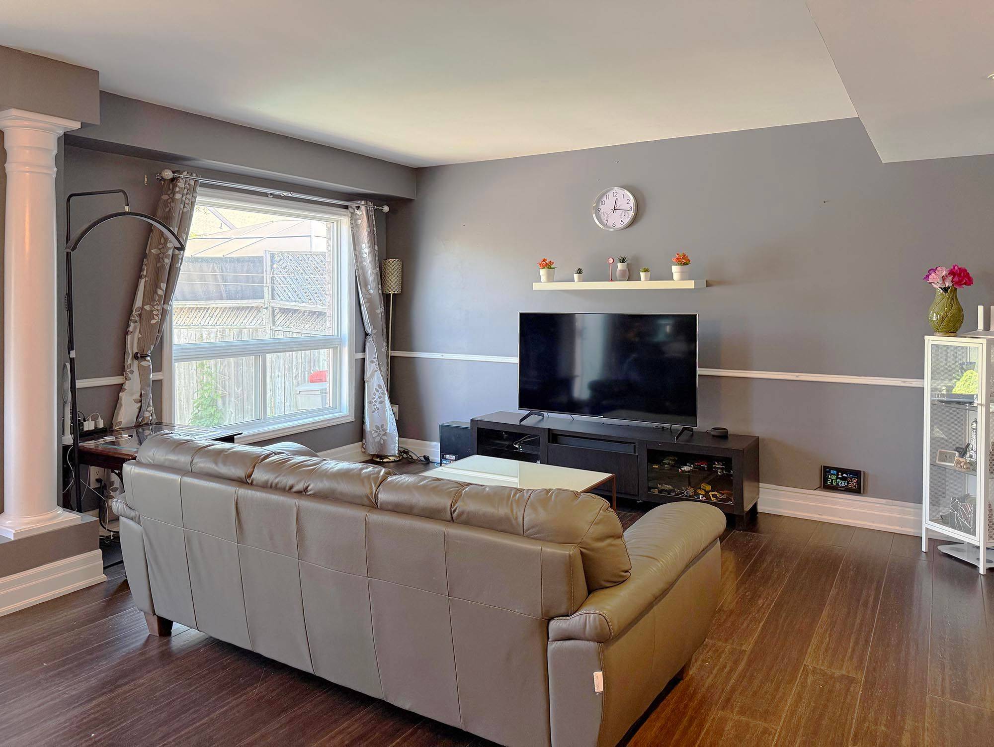 Guelph, ON N1E 7H2,11 Kearney ST