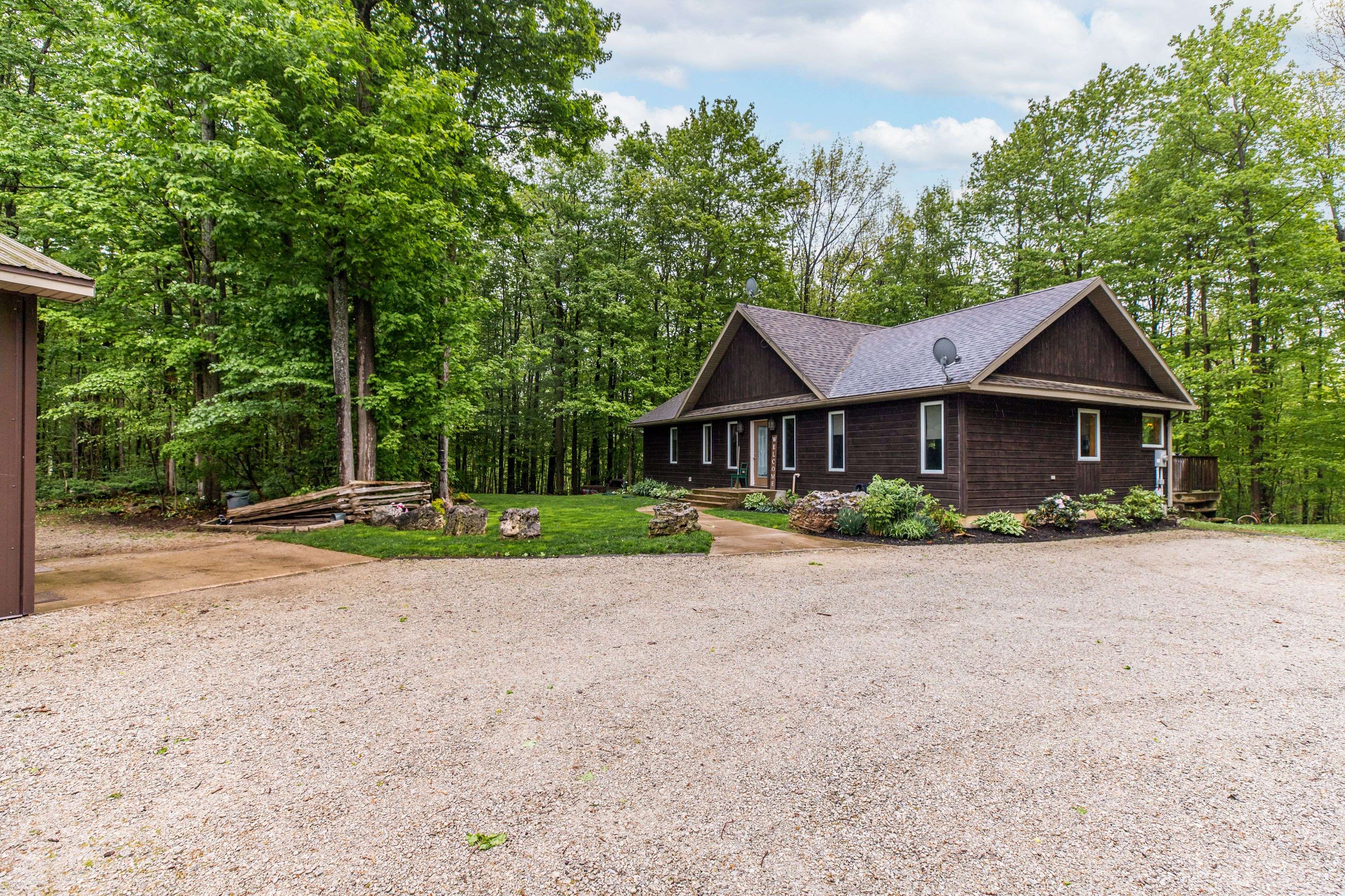019249 6 HWY, Georgian Bluffs, ON N0H 2T0