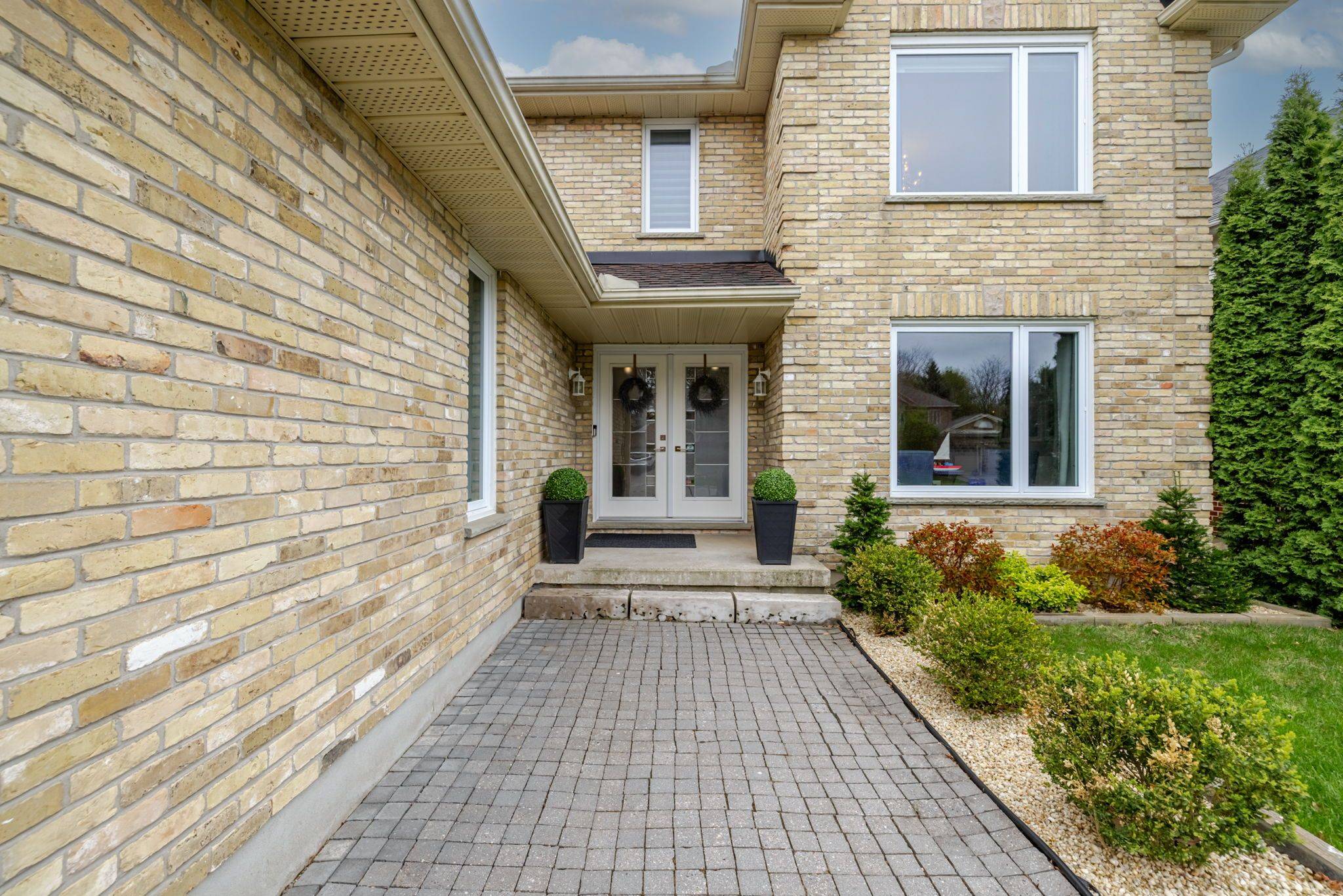 London North, ON N6G 4V8,311 Ambleside DR