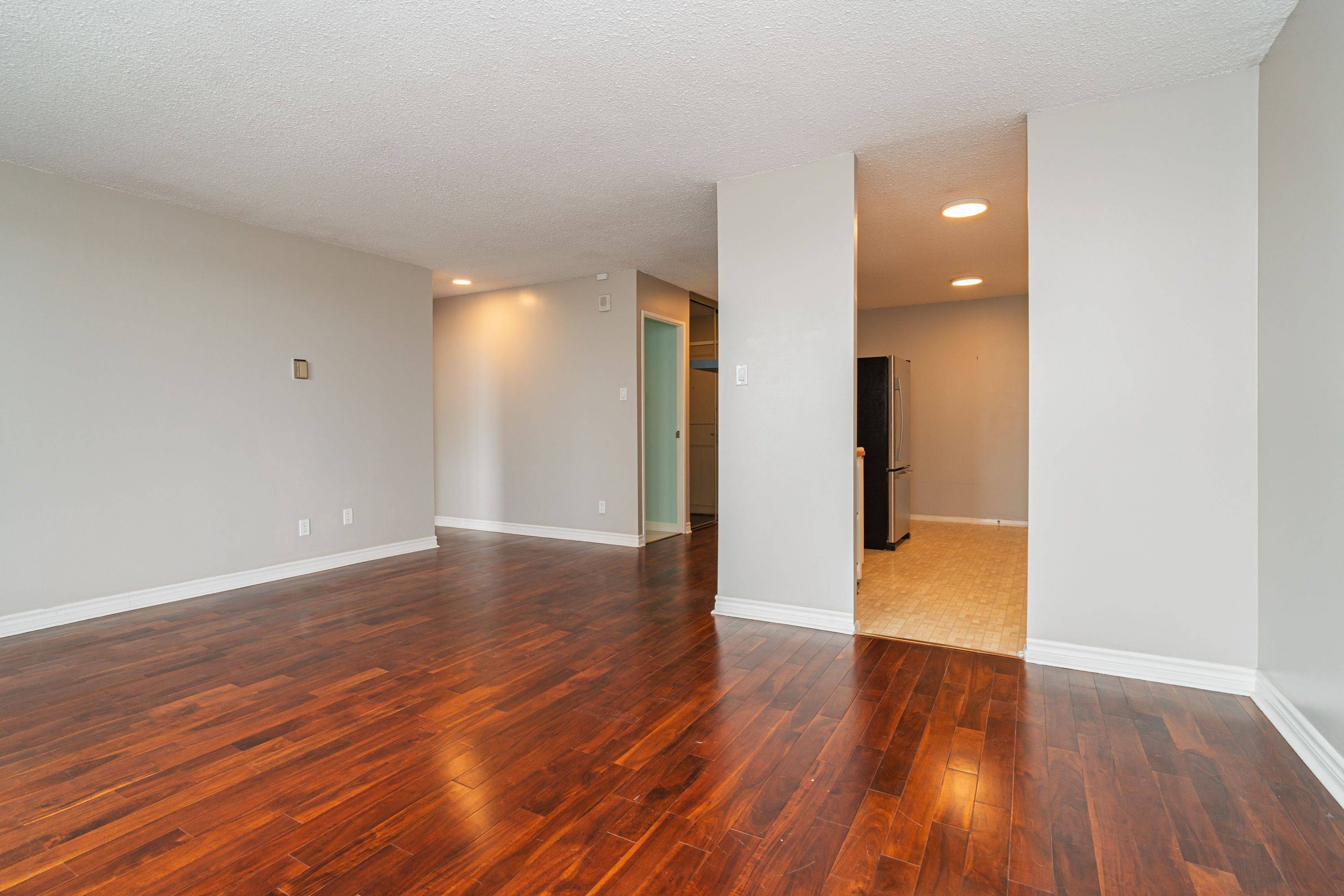 Alta Vista And Area, ON K1G 3T7,1785 Frobisher LN #809