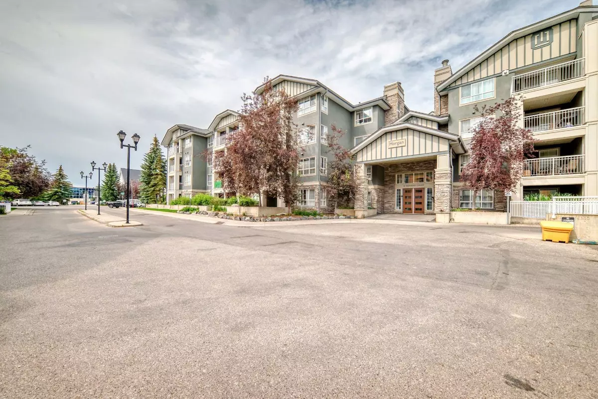 Calgary, AB T3E 7N9,35 Richard CT Southwest #206