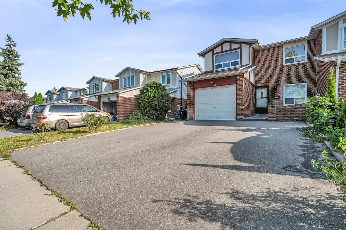 Toronto C15, ON M2H 2K2,102 Micmac CRES