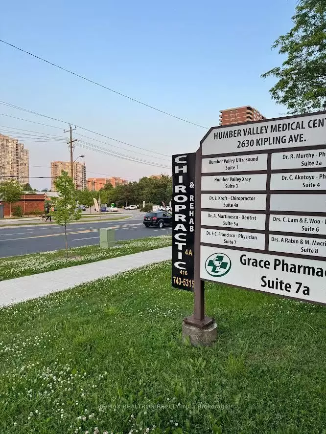 Toronto W10, ON M9V 4B9,2630 Kipling AVE #1